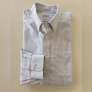 LL BEAN 100% Cotton Button-Down Long Sleeve Light Blue Stripes Men’s Shirt 17-33
